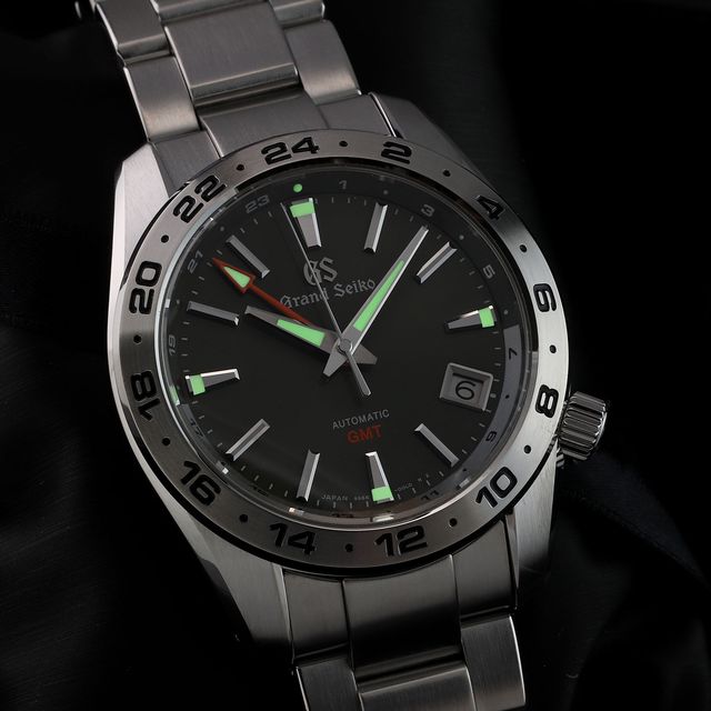 Grand Seiko Sport Collection SBGM247 Image 6